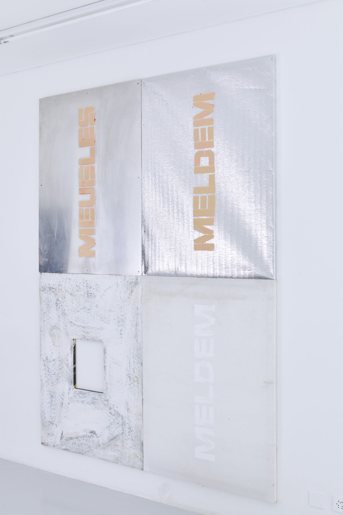 Derniers jours de l’exposition MEUBLES MELDEM – finissage le 21 juin